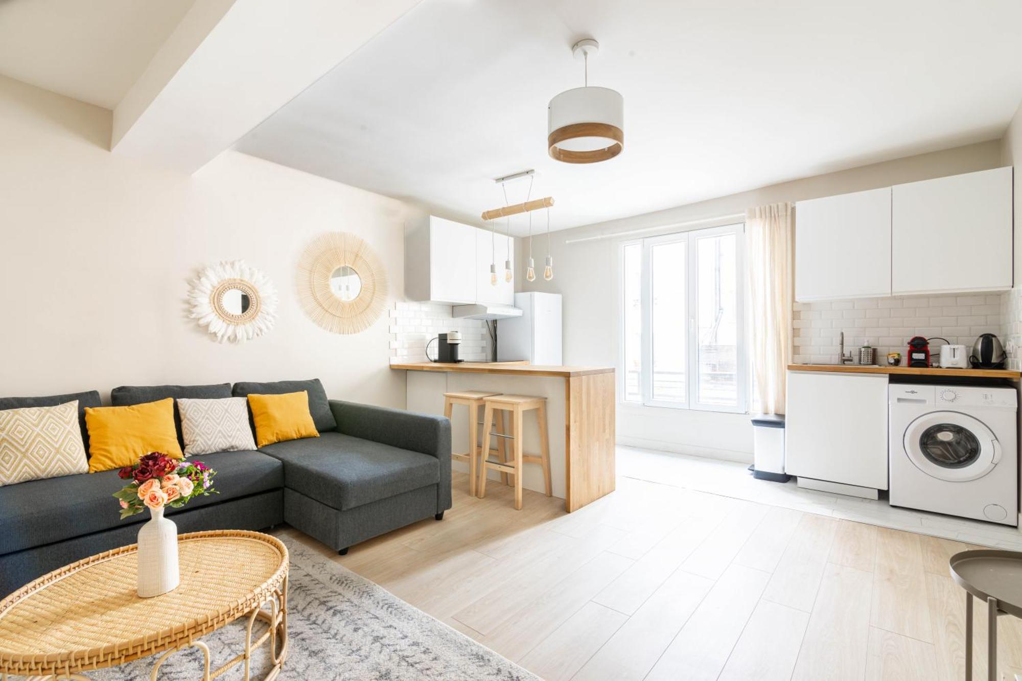 Luxurious 1 Bedroom Quartier De La Bastille Free Netflix Париж Екстериор снимка